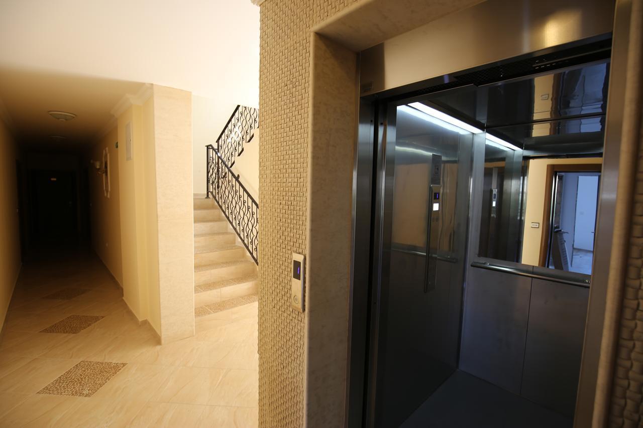 Apartments In Rif 3 Ravda Esterno foto