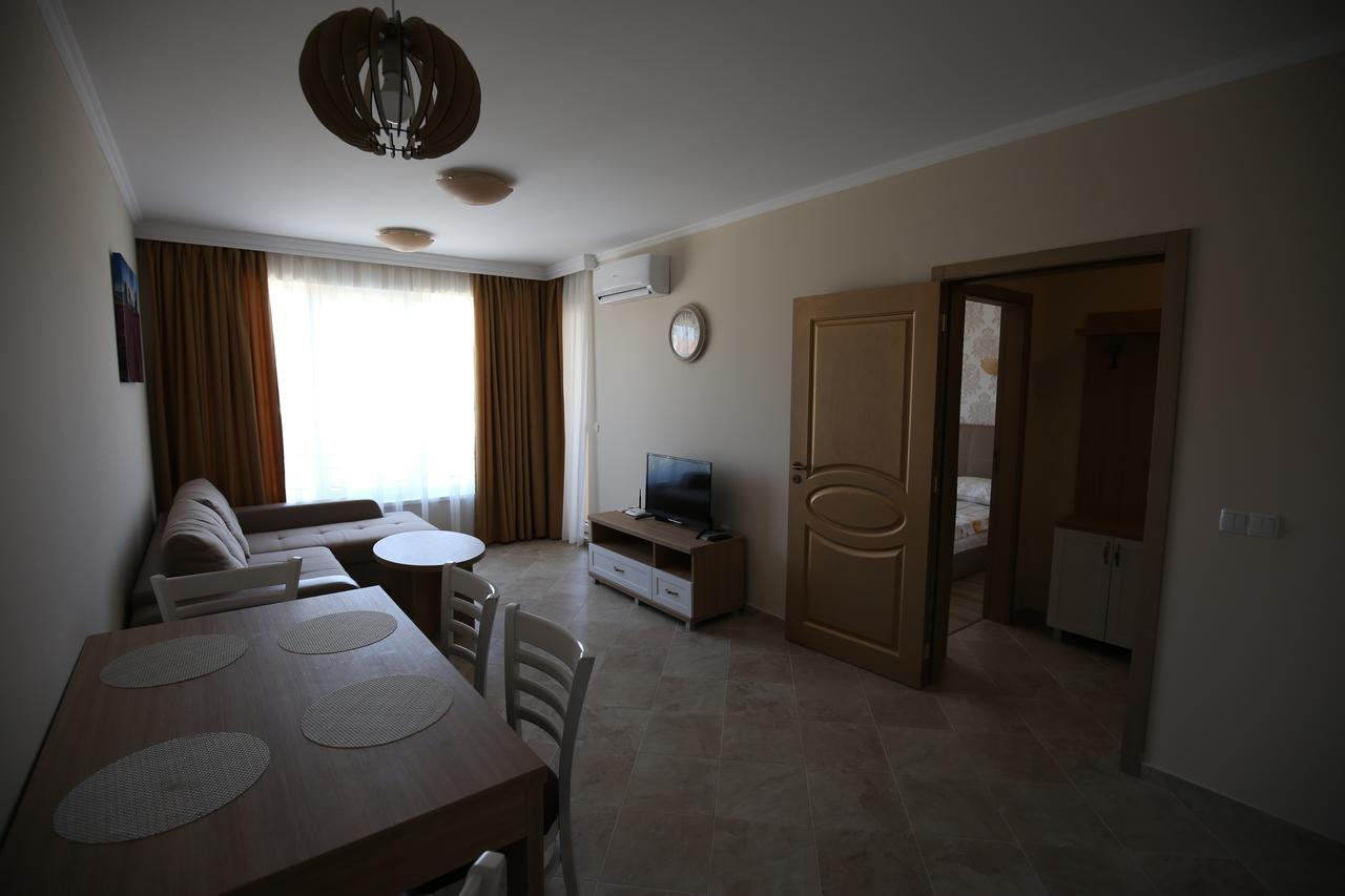 Apartments In Rif 3 Ravda Esterno foto