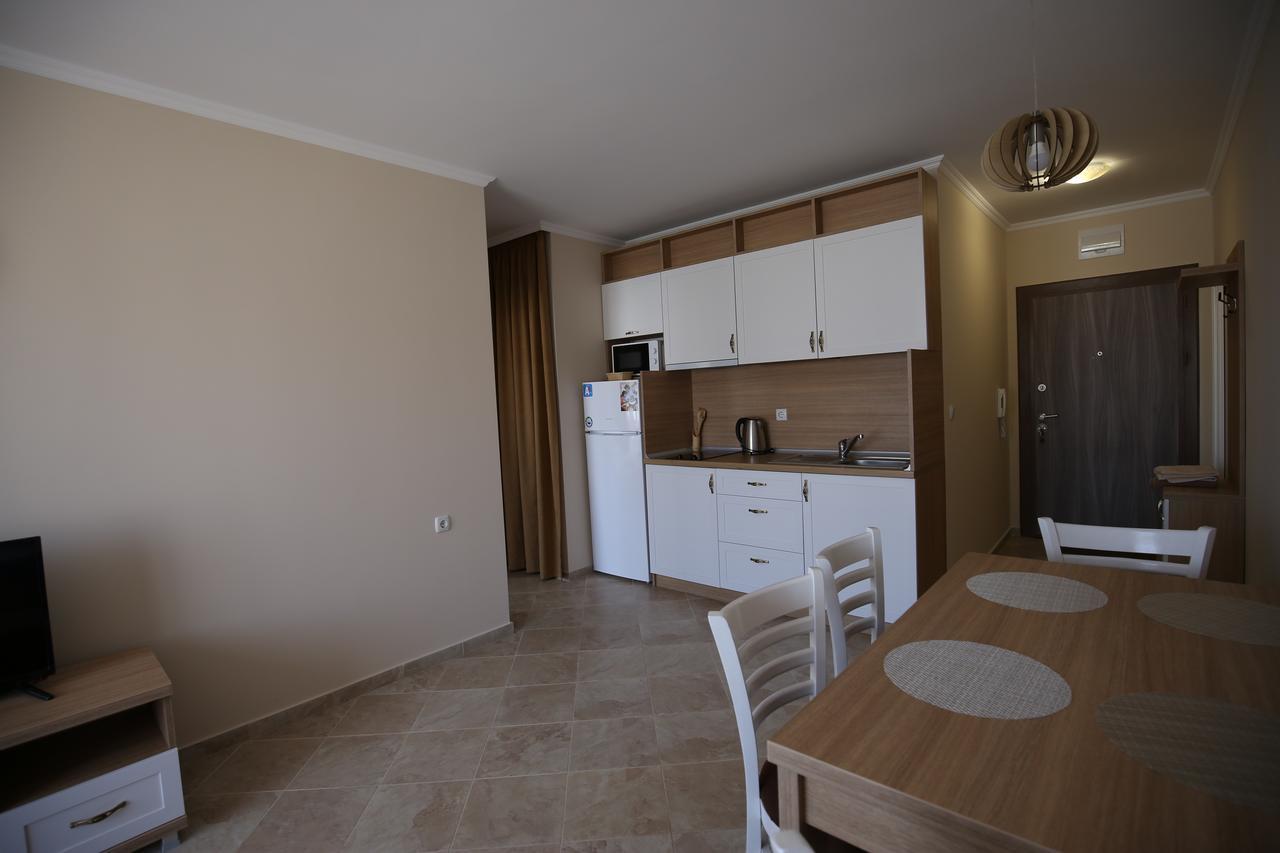 Apartments In Rif 3 Ravda Esterno foto