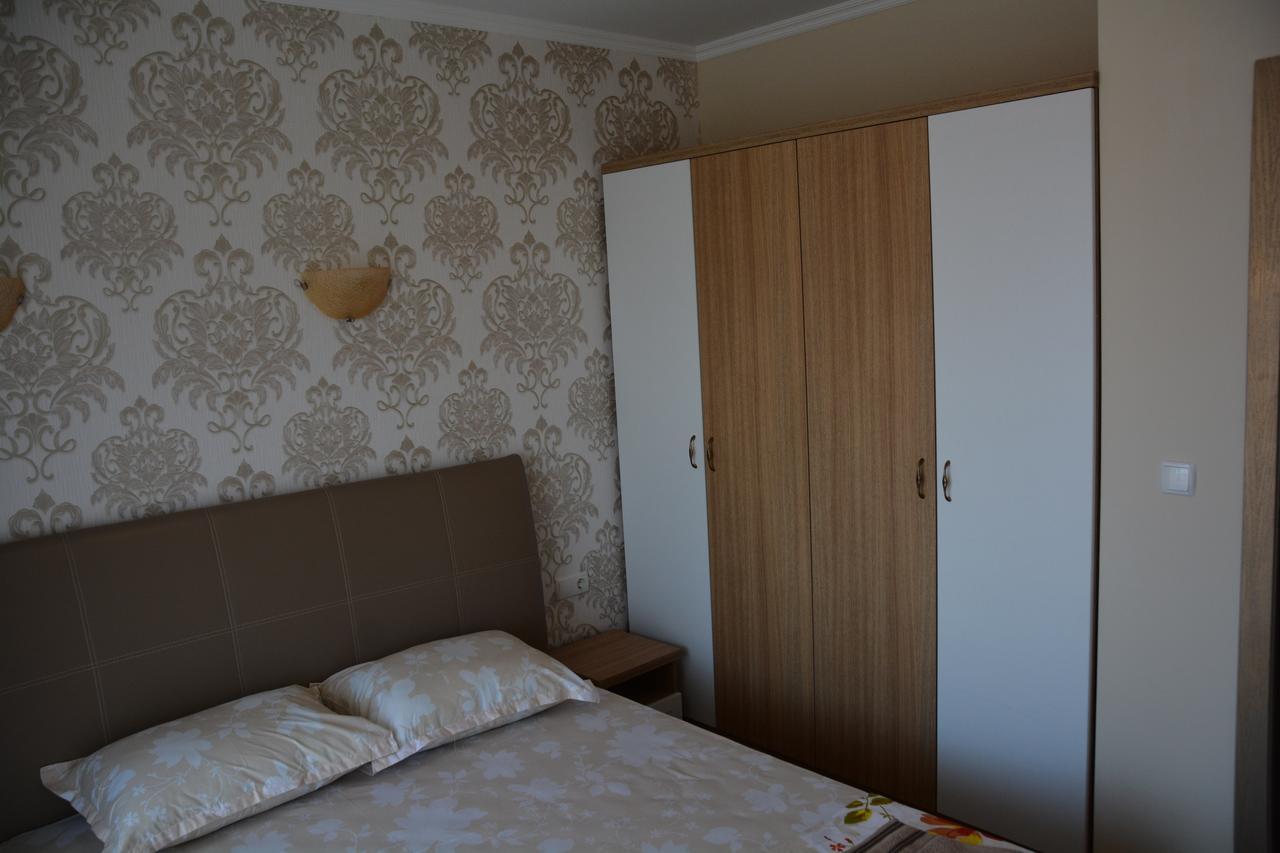 Apartments In Rif 3 Ravda Esterno foto